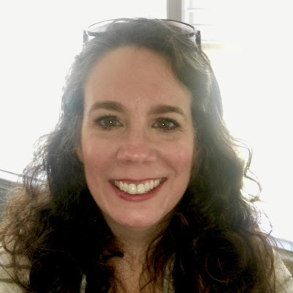 Meet your Posher, Kelli - Picture 1 of 1